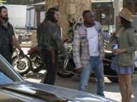 �������