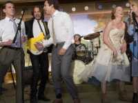 ���� � ����