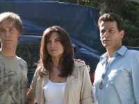 �������