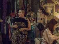 ��������