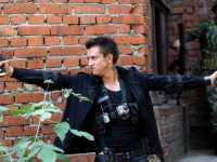 �������