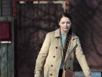 ����� ����