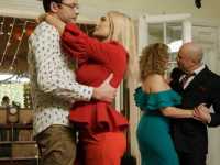 ��������