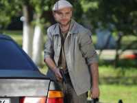 ����� ����