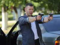 ����� ����