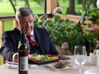 ����-�����