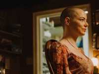 �������