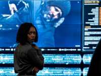 �������